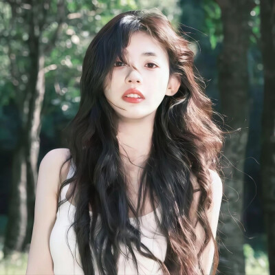 更新啦，超级超级喜欢发女生头像