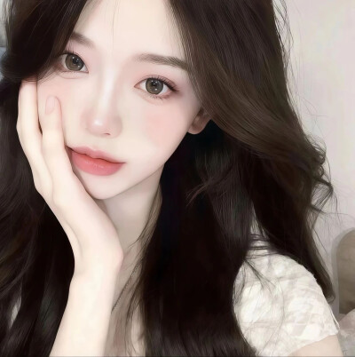 更新啦，超级超级喜欢发女生头像