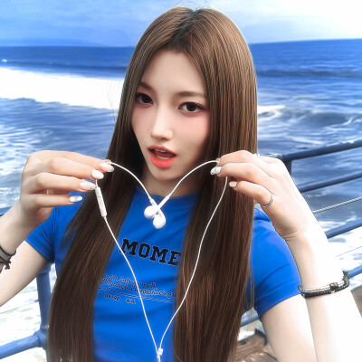 李诗洁你个小猫！