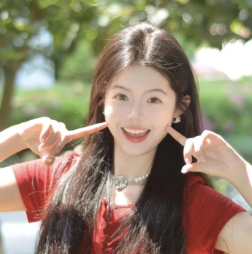 更新啦，超级超级喜欢发女生头像