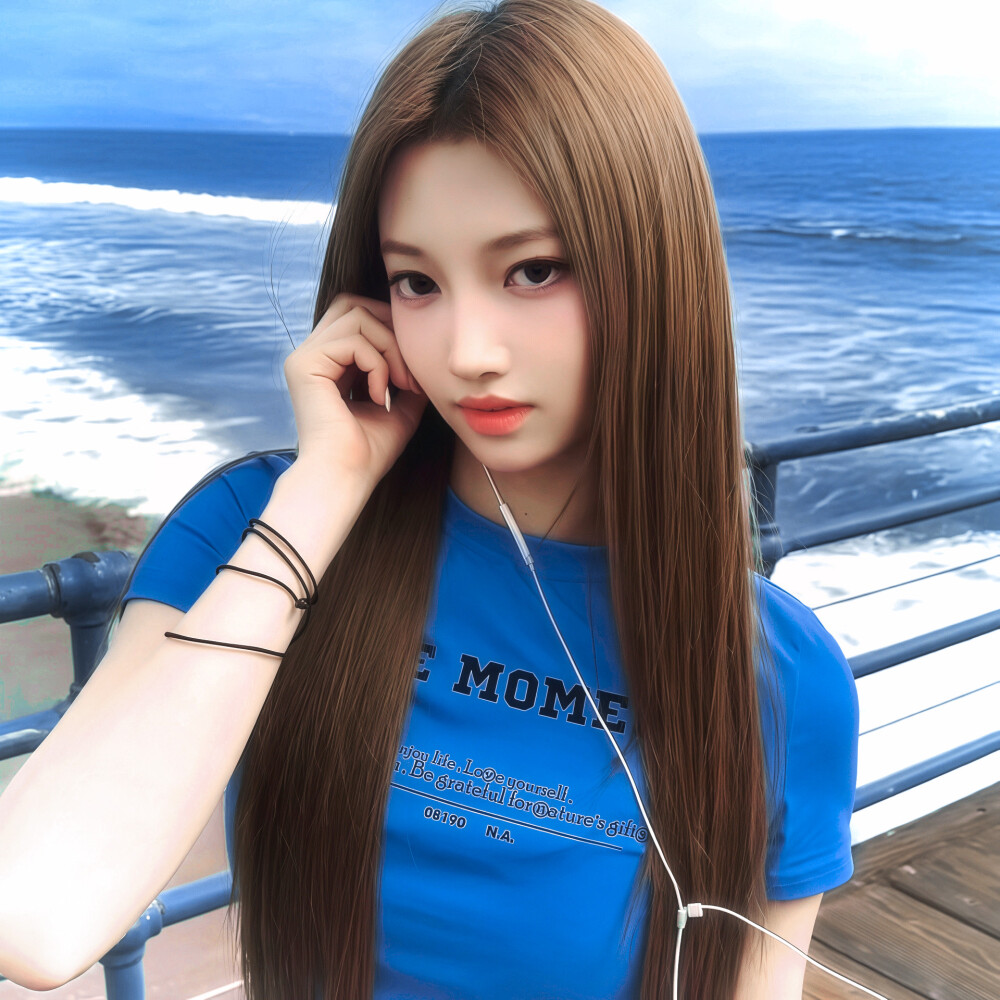 李诗洁你个小猫！