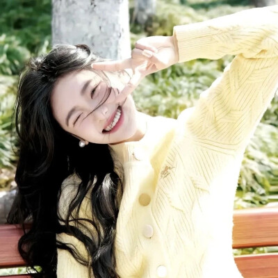 更新啦，超级超级喜欢发女生头像