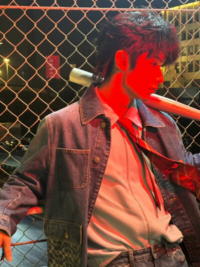 赵弈钦