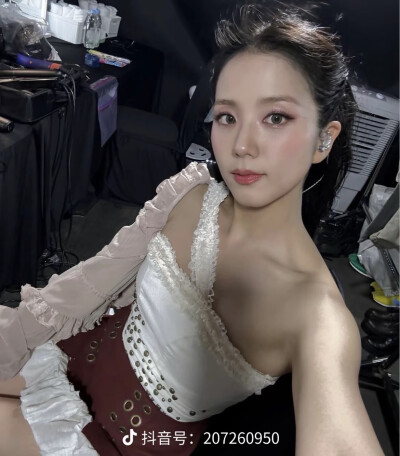 金智秀