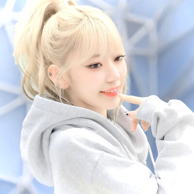 
萌物中的萌物 萌物中的统治者 萌物之主 萌物的终结者 萌王 萌师 萌神 压倒性萌物 萌物史上永垂不朽的巅峰