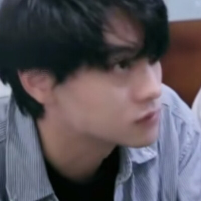 田栩宁