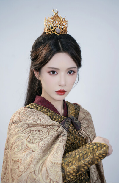 穿梭古今从今天开始黑化 郑瑶