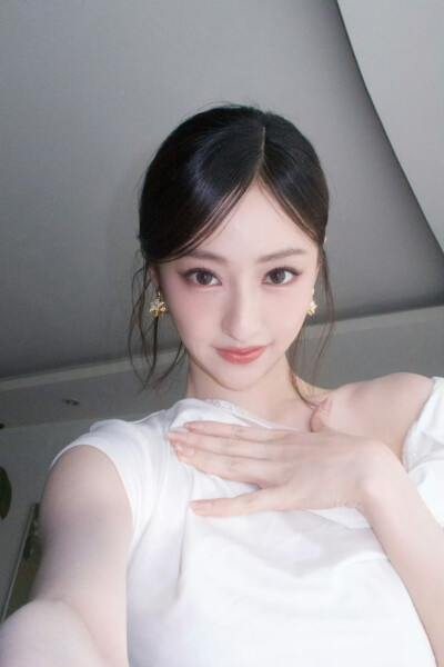 胡连馨