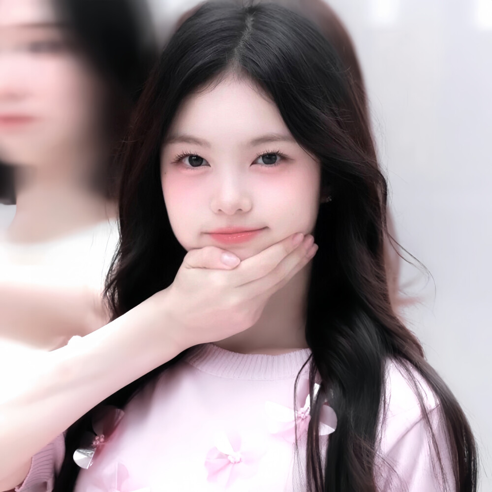 萌物中的萌物 萌物中的统治者 萌物之主 萌物的终结者 萌王 萌师 萌神 压倒性萌物 萌物史上永垂不朽的巅峰