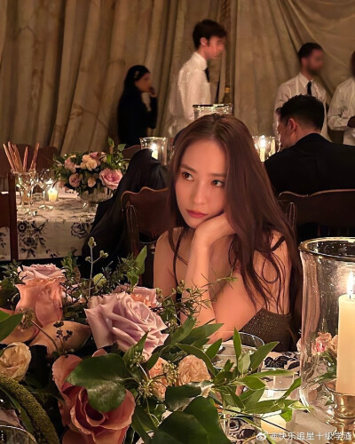 郑秀晶 宋茜 刘逸云amber