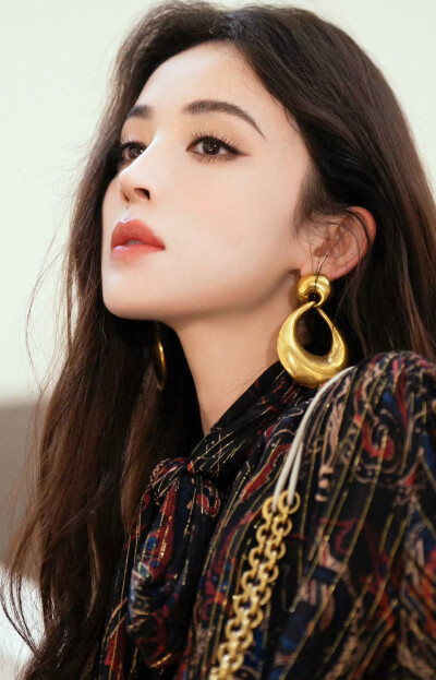 娜扎