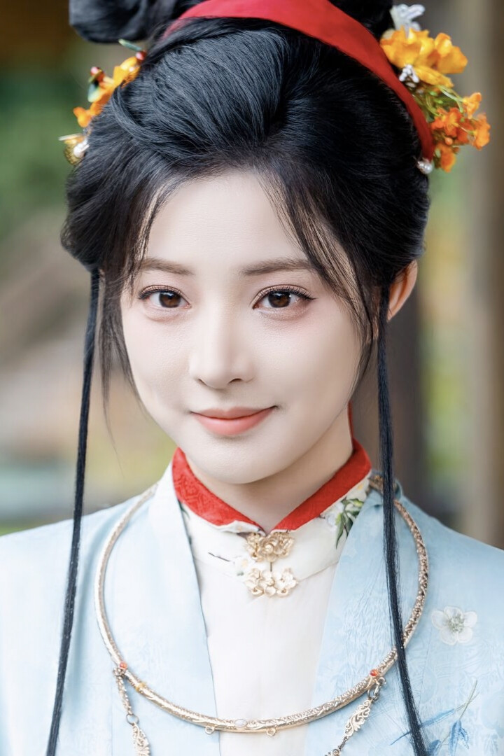 青笺未寄误红妆 姜时愿