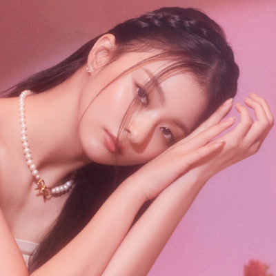 李娜炅