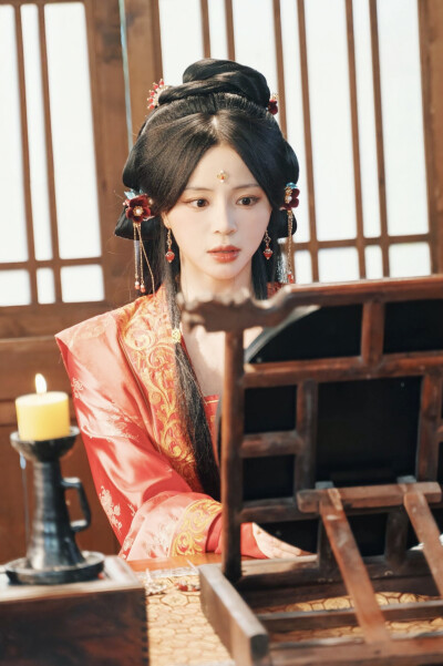 纨绔王妃越朱墙 风清浅