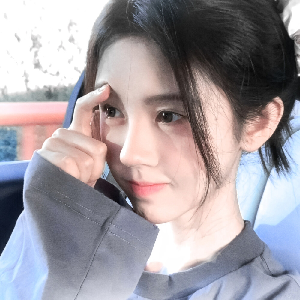 一直游到海水变蓝