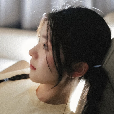 很喜欢的一张头像~