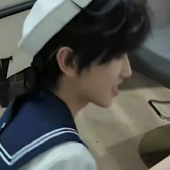 水手服