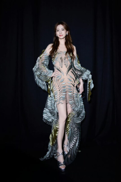 杨颖