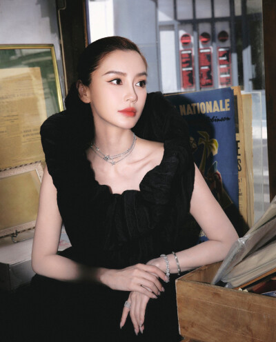 杨颖