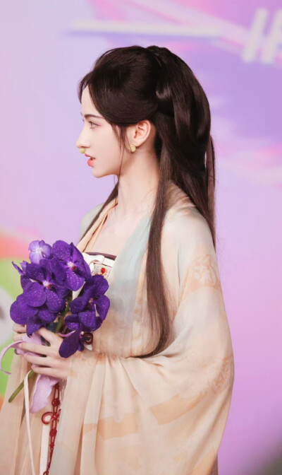 李婉妲