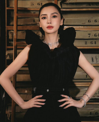 杨颖