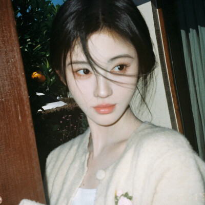 鞠婧祎