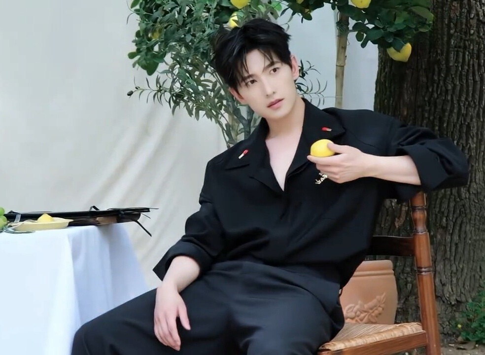 杨洋
