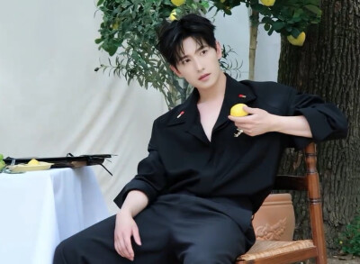 杨洋