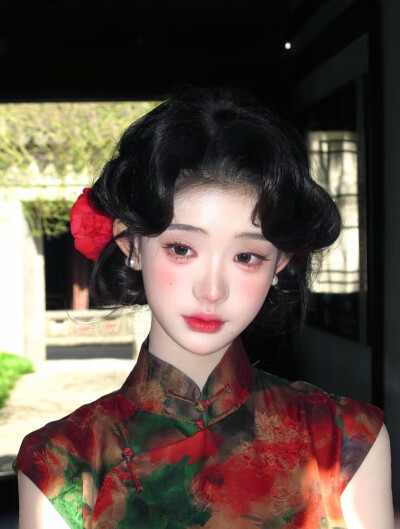 女
