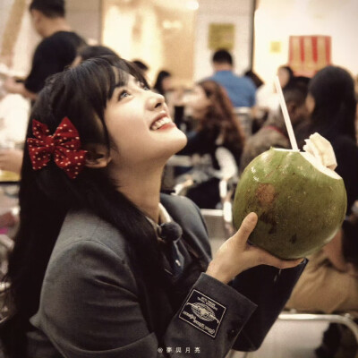 沈月