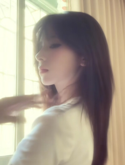女
