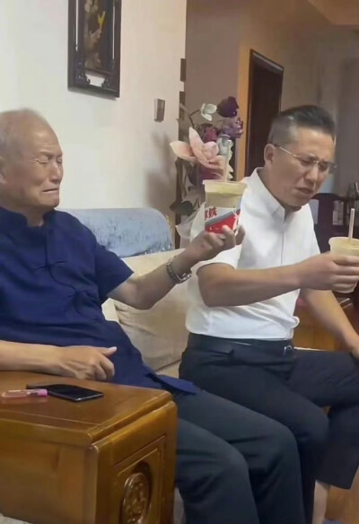 哈哈