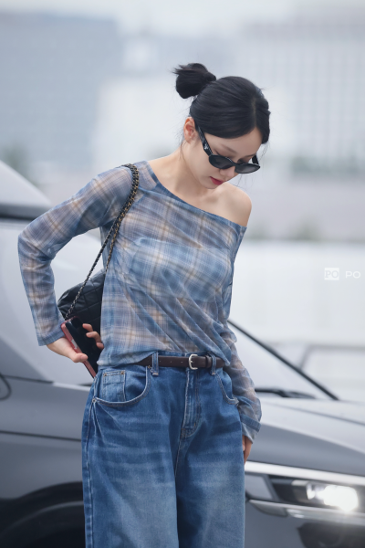 BY爱喝可乐的古娜小姐 韩国 李惠利