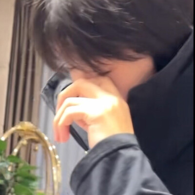 可是现在抱的你是暖的