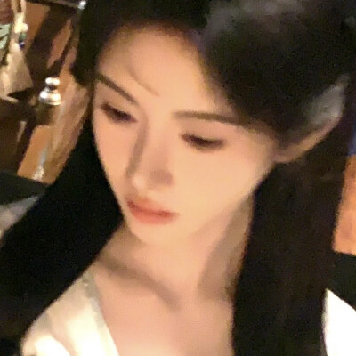鞠婧祎