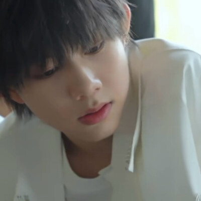 我不愿看到你流泪的眼睛