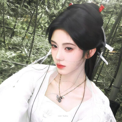 鞠婧祎