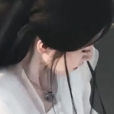 鞠婧祎