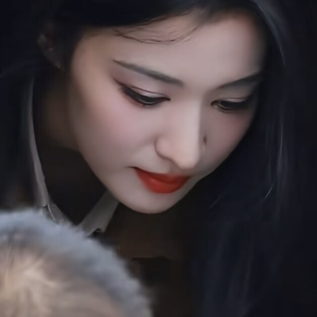 旗袍女子不得了了