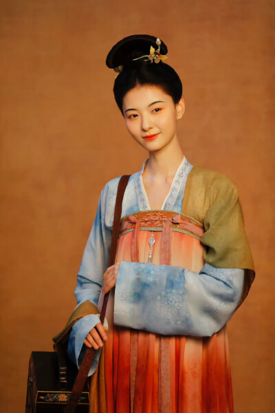 孙美林/小春
