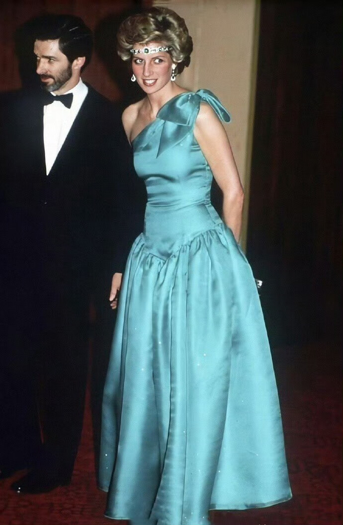 戴安娜王妃的祖母绿项链