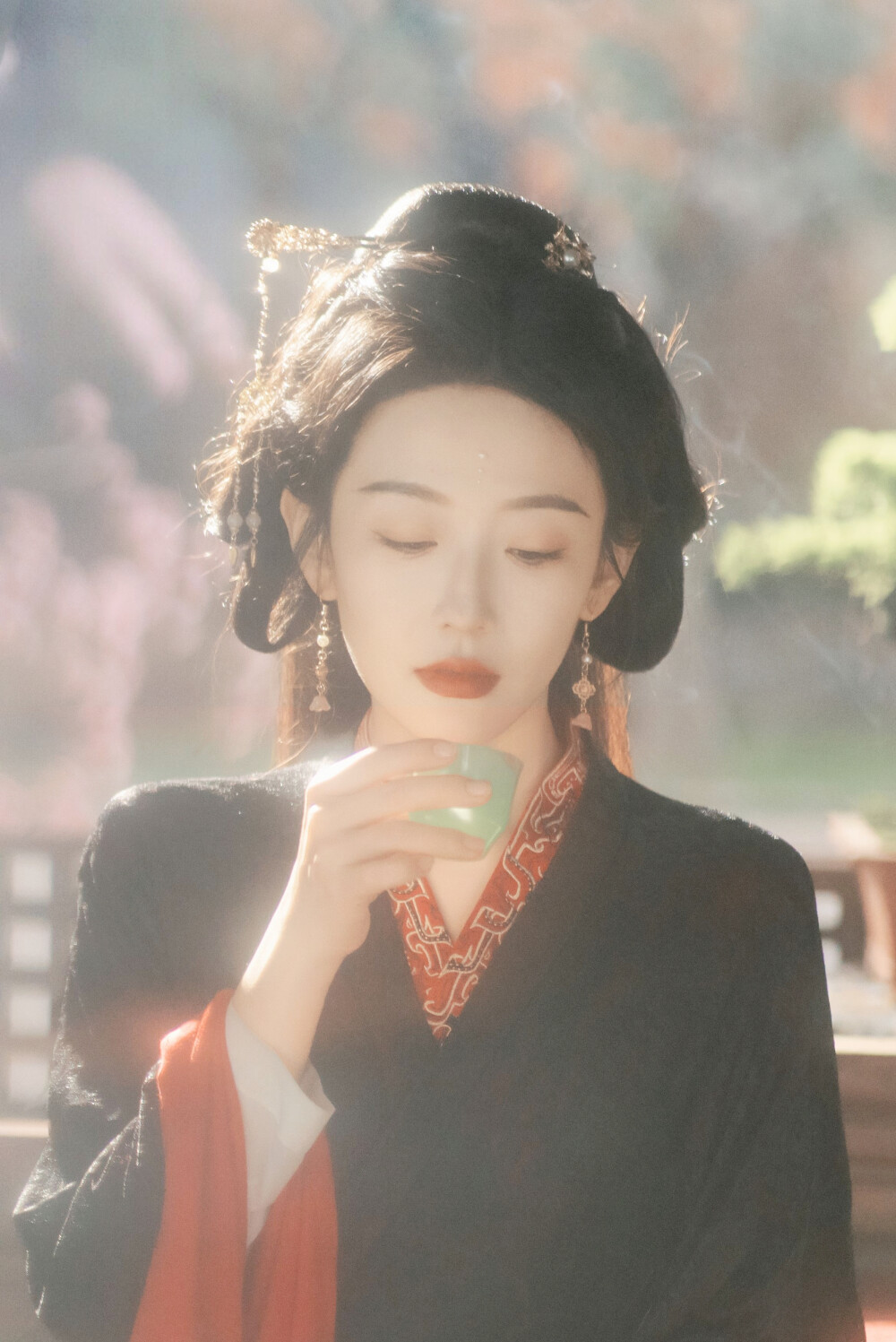 嫡媳：侯府风云 谢容瑛