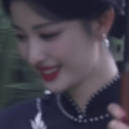 旗袍女子不得了了
