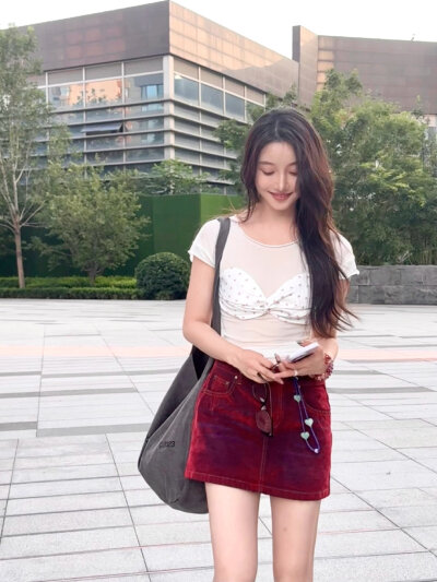 姜贞羽