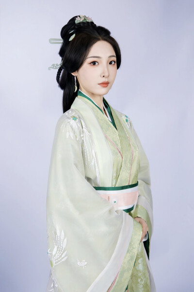 嫡媳 谢容瑛