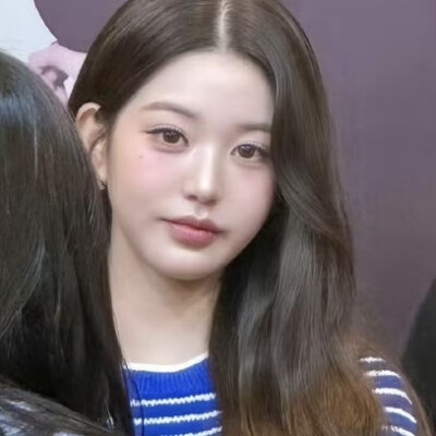 其实是在偷看后排的匿名女友乘不乘