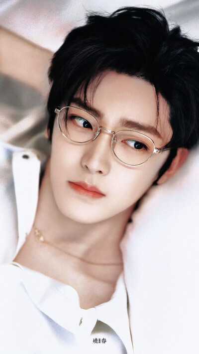 侯明昊