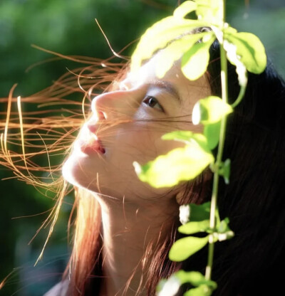 绿色系清新女头