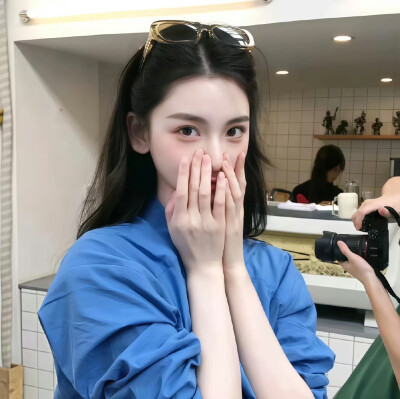 女头