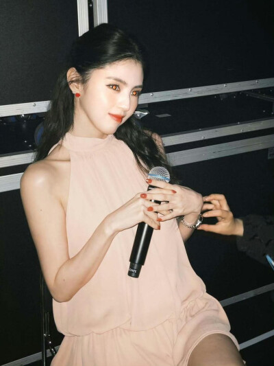 韩素希